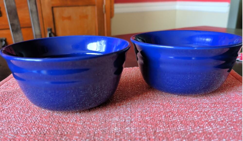 2 Rachael Ray Double Ridge Stoneware Cereal/Soup Bowls Raspberry Navy 6" 24 oz.